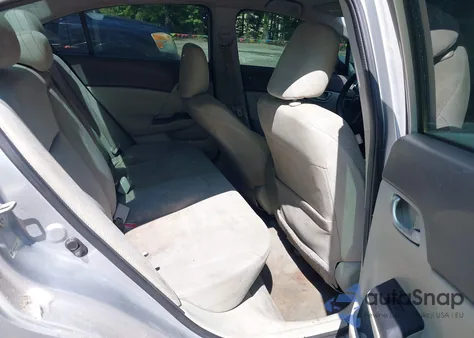 2012 Honda Civic Lx z USA, uszkodzony, nr VIN 19XFB2F57CE081626